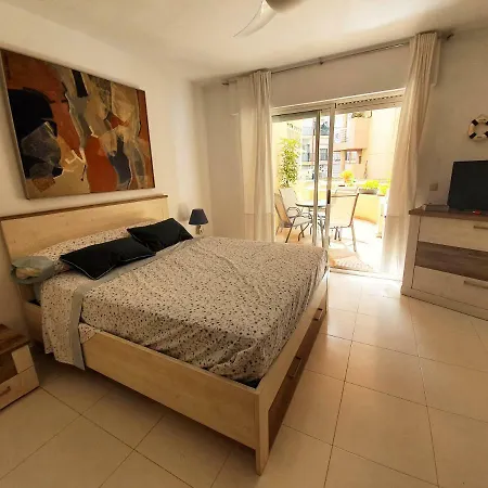 Apartamento Cozy Studio In
